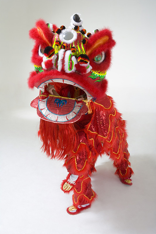 舞红色醒狮图片下载