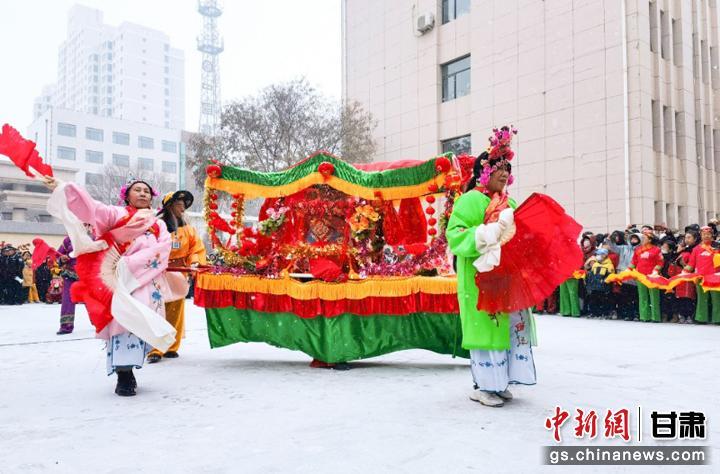 “龙”咚锵！甘肃“社”牛闹元宵带你嗨翻天