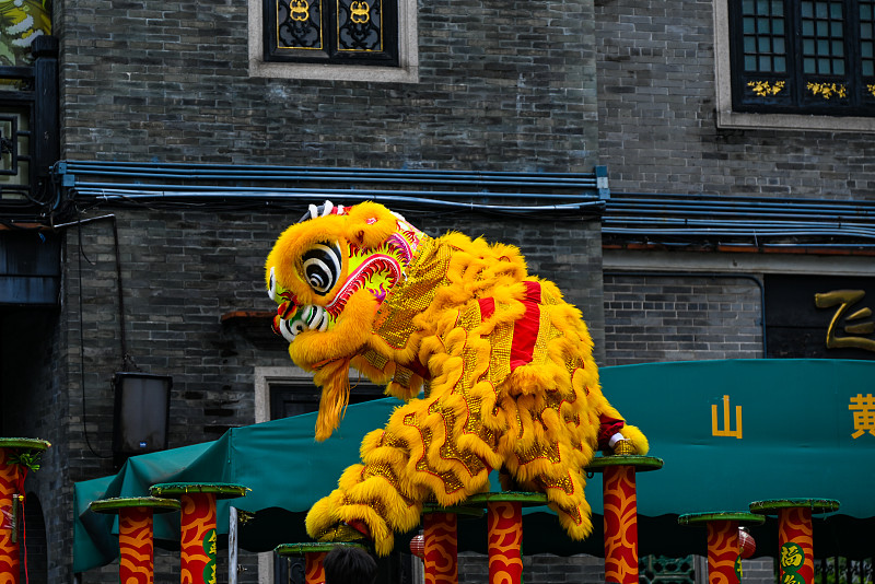 醒狮动作表演图片下载